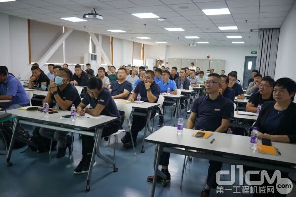 凱斯工程機械銷售技巧培訓