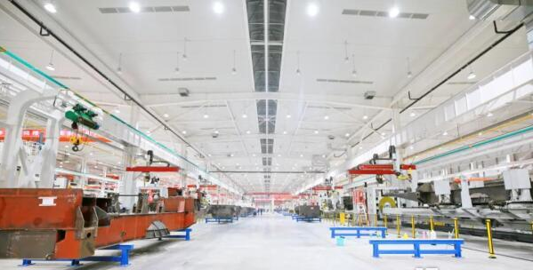 三一中型起重機(jī)械新廠房車間